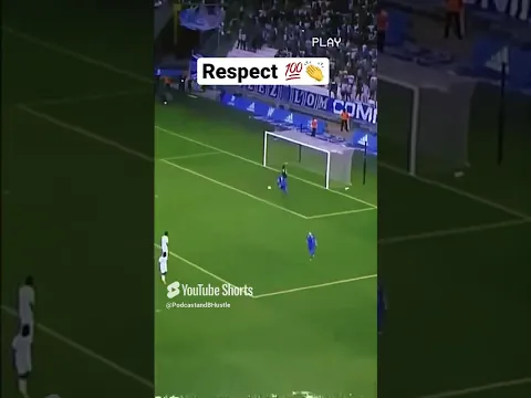 MUST WATCH The "Illegal" Football Move #subscribe #shorts #shortvideo #570ksubs ⬇️