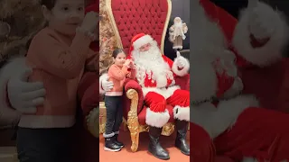 ميرنا مع بابا نويل Shorts 