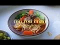 Download Lagu making niu rou mian (beef noodle soup)