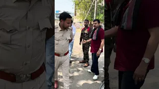 फौजी की गाड़ी को पुलिस ने रोका तो देखो क्या हुआ 😱