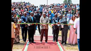 Umukuru w'igihugu yuguruye inyubakwa zitandukanye zubatswe n'isengero Pentekoti, Misiyoni Maramvya