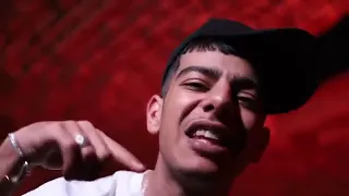 تخيل تقعد صحبنا من صحبوش فل كولات     دندنها