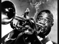 Download Lagu Louis Armstrong - A Kiss To Build A Dream On