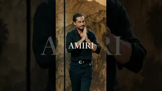 نظرة من وراء الكواليس على العملية الإبداعية ل             لعرض أزياء ربيع وصيف       دندنها