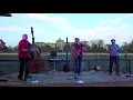 Download Lagu Blue Moon of Kentucky - The Pascal Brothers (French / English / American version)