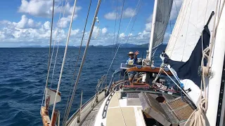 Ep 196 | We’re Sailing! First Trip Out with Family on Board, Whitsundays, Australia