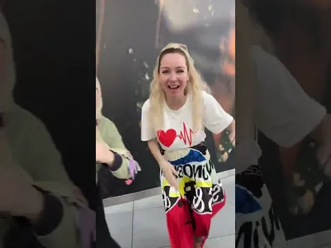 😜