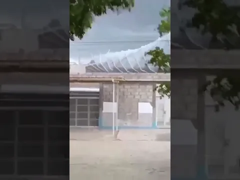 HURACÁN EN MARACAIBO, VENEZUELA 😰 ¿ES HAARP? | VÍDEO 1 | #shorts