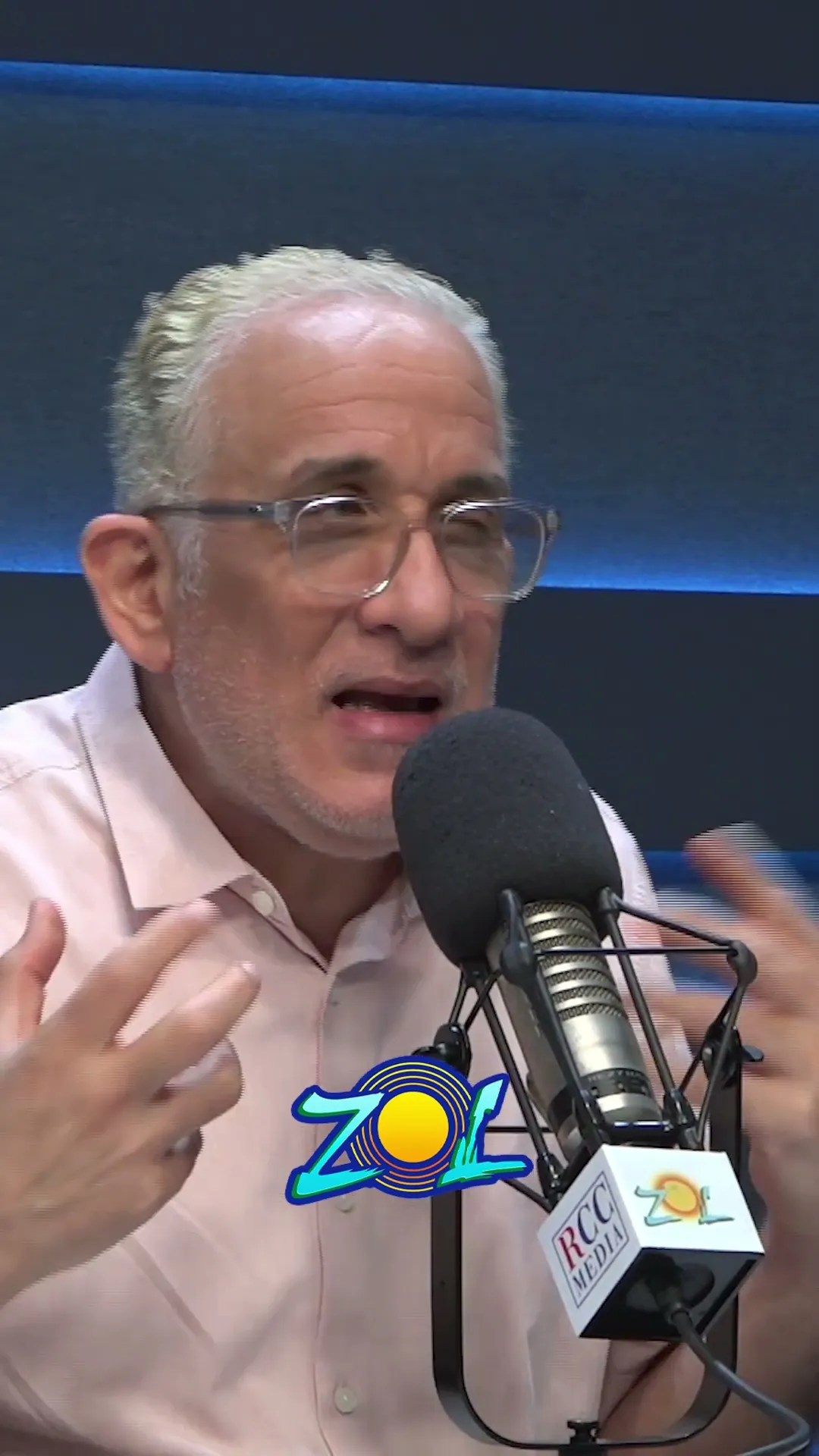 FALLECE EL CANTANTE DOMINICANO ALEX BUENO