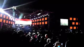 لاول مره حكيم يغني اغنيه ابن البلد وابو الرجوله لايف في حفل الغردقه2018 