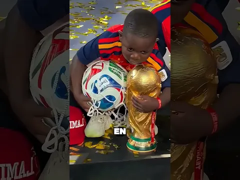 El Hermano De Lamine Yamal Pintó La Copa Del Mundo 😯❤️