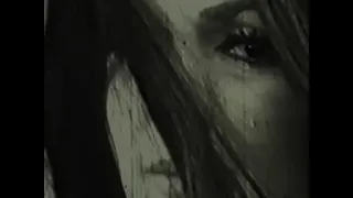 آهنگ دستهای تو تیتراژ فیلم دشنه به کارگردانی فریدون گله با صدای داریوش Dariush Dastaye To 