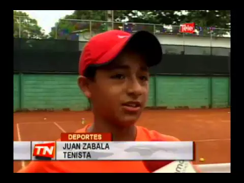Tenistas ecuatorianos compiten hoy en sudamericano de tenis