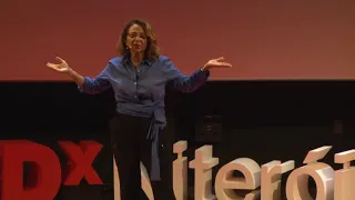 O viés humano e a ética por trás da Inteligência Artificial | ANA CRISTINA | TEDxNiteroi