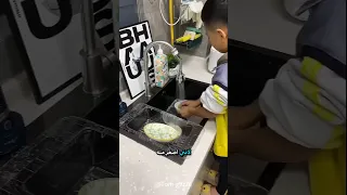 شاهدوا الأم تركت الأخ الأكبر والاصغر في المنزل وحدهما كادت تحدث كارثة Shorts  شاهدوا الأم تركت الأخ الأكبر والاصغر في المنزل وحدهما كادت تحدث كارثة Shorts