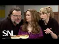 Chili s Waitress - SNL