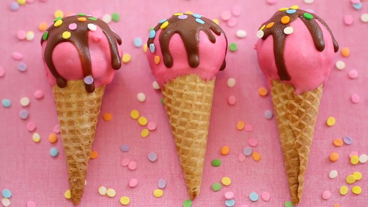 Cake Pops (Ice Cream Cones) - Gemma