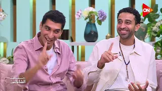 محمد منير وهو بيتفرج على فيلم ضي في السينما دندنها