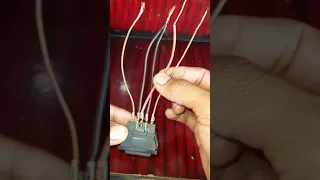 مفتاح رفع وتنزيل الزجاج لجميع أنواع السيارات 