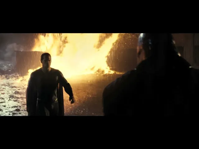 Batman v Superman: Dawn of Justice | Clip 'Se l'avessi voluto saresti già morto'