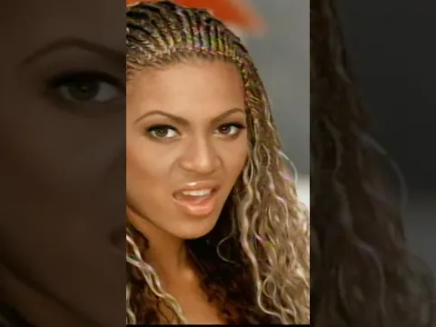 #1 on the Billboard 100 on this day in 2000, and forever #1 in our hearts 💖✨