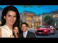 Angie Harmon Net Worth Husband Kids Lifestyle Biography