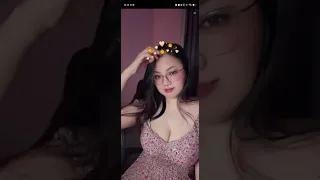 bigo live hot cewe kacamata tobrut mode daster pamer belahan sampai ajak enak enak