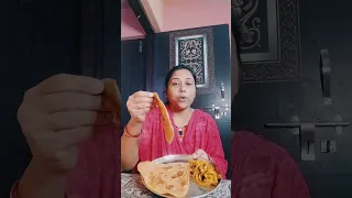 আজকের সকালের স্পেশাল ব্রেকফাস্ট: গরম পরোটা আর আলু ভাজা | Daily Vlog