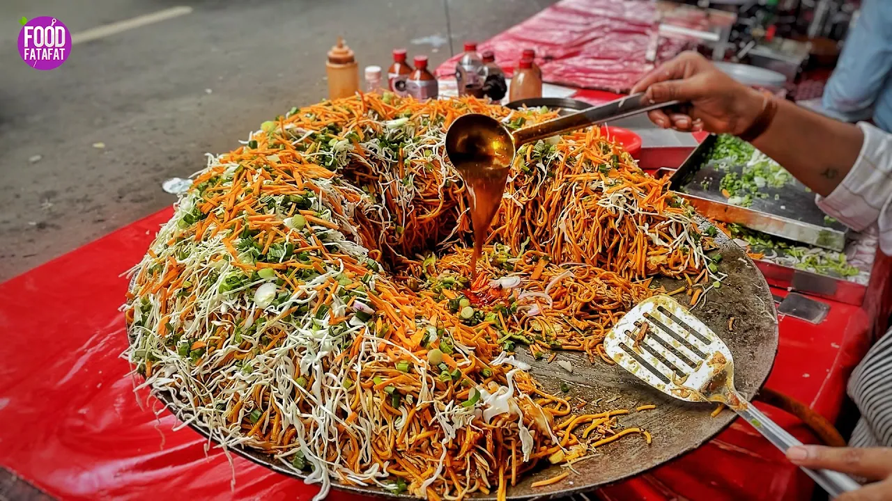 Huge Desi Chinese Chowmein Making   Street Food India Mumbai