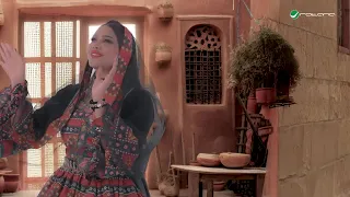                                                  عهود   ألا يا طيب القلب دندنها