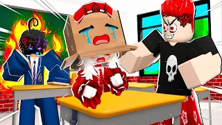 CELYNNEI no quiere MOSTRAR su CARA en la ESCUELA de Brookhaven