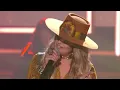 Lainey Wilson Performs "Heart Like A Truck" | CMT Artists of the Year 2022