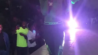 jeriq doing matters at quincy elpablito tour esut 042