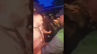 وردة شارلومانتي في إسبانيا مع حراسها وردة راهي كيما الأميرة 