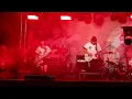怕胖團現場唱響〈KEEP FIGHTING〉🔥熱血節奏一響，全場龍迷一起吶喊！🤘🐲