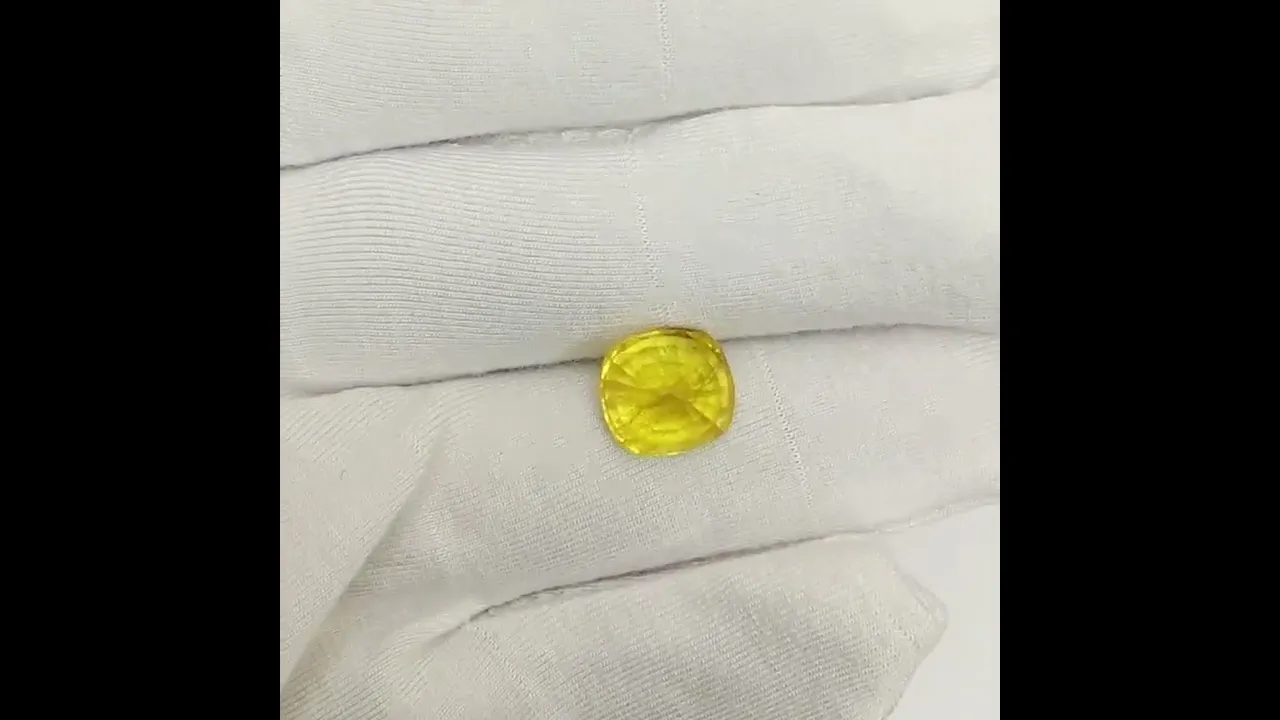 Natural Yellow Sapphire (Nigeria) (Heated) Cushion Faceted (5.18 Cts. / 5.50 Ratti)