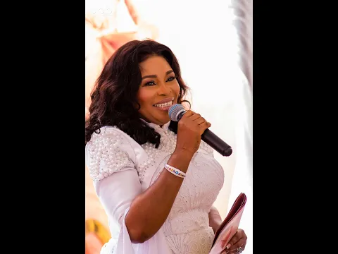 Download MP3 Tope Alabi expresses her gratitude in a song 'JENL'ENU OPE' at 50th birthday celebration.