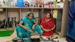 सासु माँ ने बनायो पाग 😄😂🤣