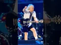 Lagu Paloma back in blanca! 🤘 #angusyoung #acdc #trendingshorts #funny #concert