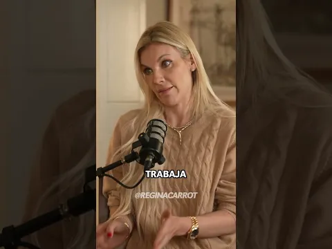 No necesitas un príncipe azul que venga a salvarte. 👑 | Regina Carrot