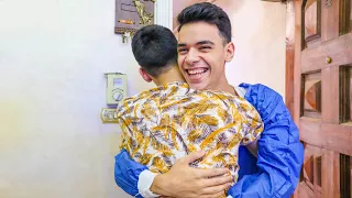 اخويا خرج من المستشفي بس للاسف 