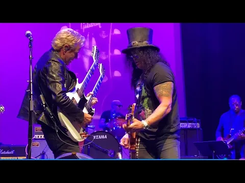 Download MP3 So excited to see Don Felder, the original author of 《Hotel California》,With Slash playing guitar