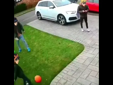 Giorno plays football