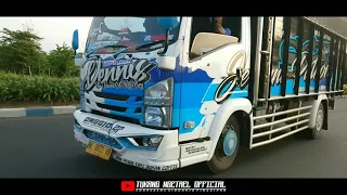 Download Panek Di Awak Kayo Di Urang - Cover Truck Squad Dennis MP3