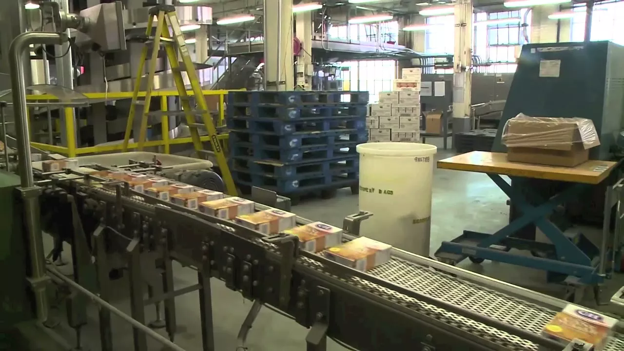 Where's Roberta?  At the historical C & H Sugar