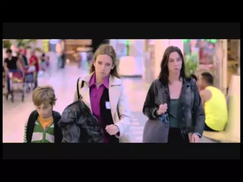 Just Before Losing Everything / Avant que de tout perdre (2012) - Trailer