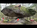 Lagu Kỳ Lạ Tảng Đá Khổng Lồ nằm Chênh Vênh hàng triệu năm mà Không Rơi Đổ