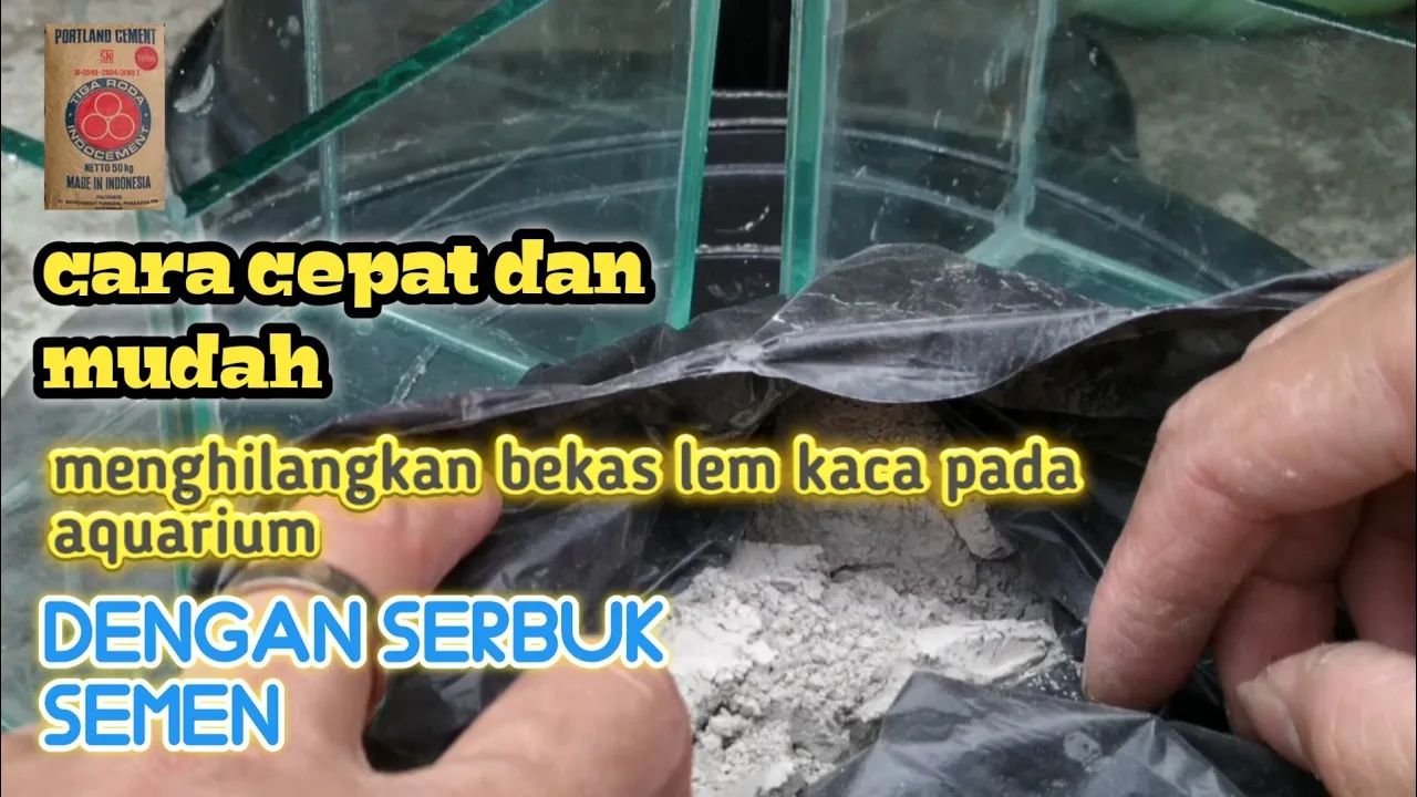 Lem silikon atau silicone sealant digunakan untuk mengelem kaca, kerangka jendela, aquarium serta ma. 