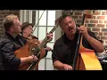 The Curly Brothers - Molly & Tenbrooks