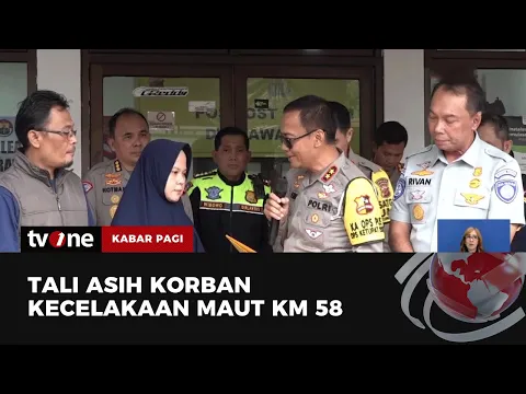 Polri Berikan Tali Asih Kepada Keluarga Korban Kecelakaan KM 58 Tol Japek